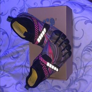 Vibrant Fivefingers